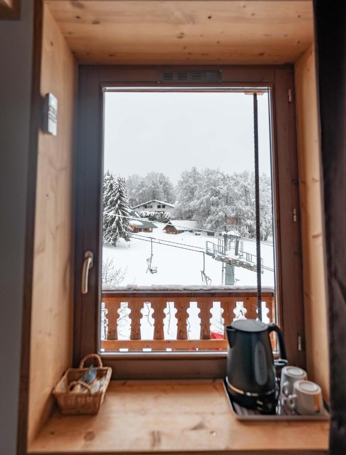 Le Saint Jo Bed and Breakfast La Féclaz Exterior foto